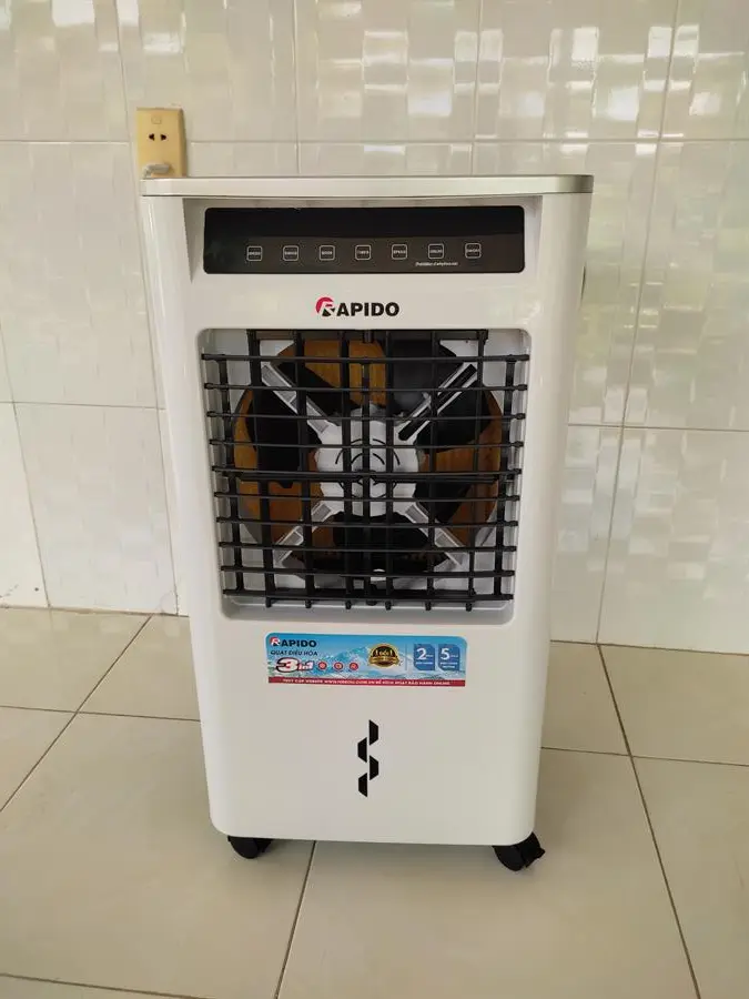 Khách hàng review Quạt điều hòa Rapido 3000D 40W 23