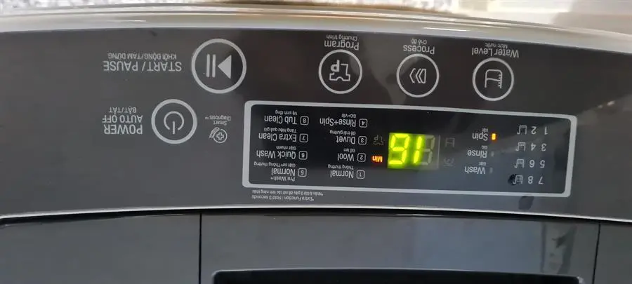 Khách hàng review Máy giặt LG Inverter 8 kg T2108VSPM2 1