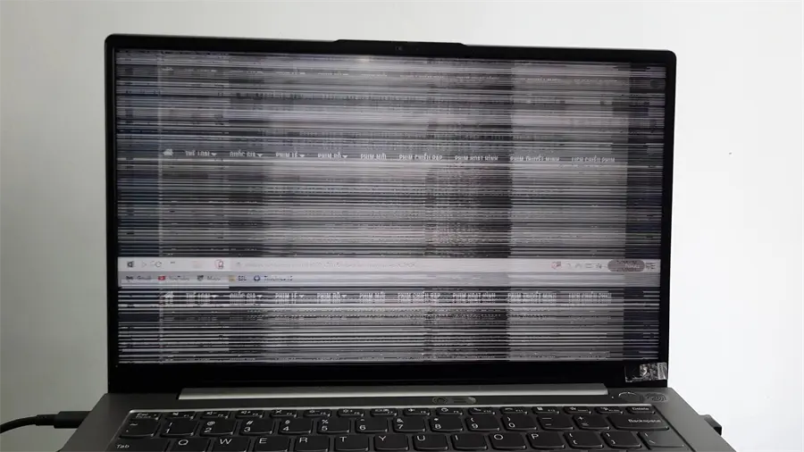 Khách hàng review Laptop Lenovo ThinkBook 14s G2 ITL i5 1135G7/8GB/512GB/Win10 (20VA000NVN) 3