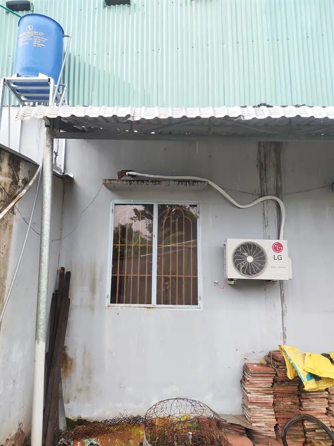 Khách hàng review Máy lạnh LG Inverter 1 HP V10APFUV 4