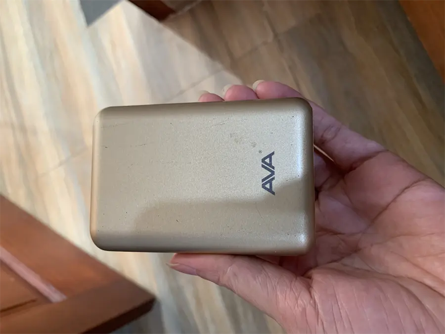 Khách hàng review Pin sạc dự phòng 7.500 mAh AVA LA 10K-1 13
