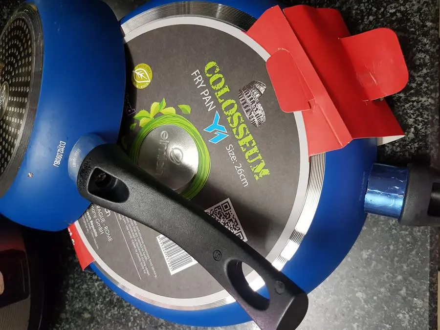 Khách hàng review Chảo nhôm chống dính vân đá đáy từ 26 cm Elmich Colosseum Y1 EL-3720 Xanh dương 8