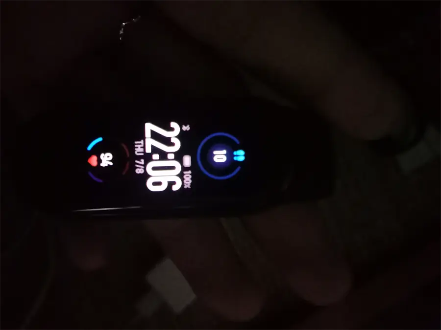 Khách hàng review Vòng đeo tay thông minh Mi Band 5 16