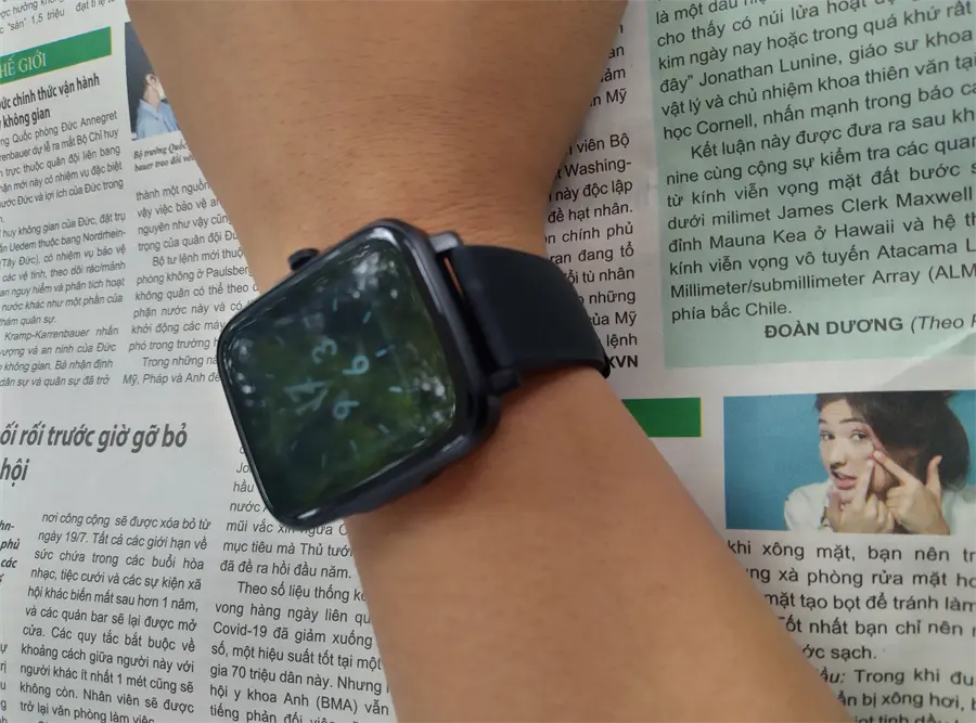 Khách hàng review Đồng hồ thông minh BeU B2 40mm Đen 7