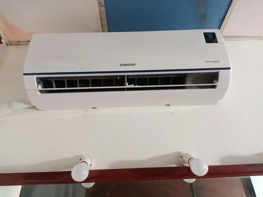 Khách hàng review Máy lạnh Samsung Inverter 1 HP AR09TYHQASINSV 98