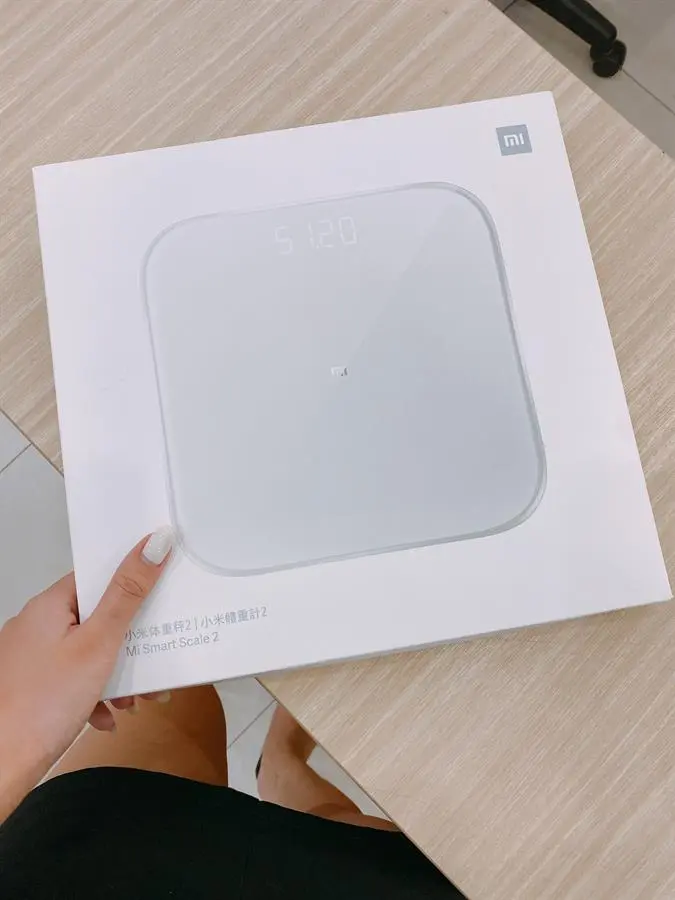 Khách hàng review Cân thông minh Xiaomi Scale 2 (NUN4056GL) 2