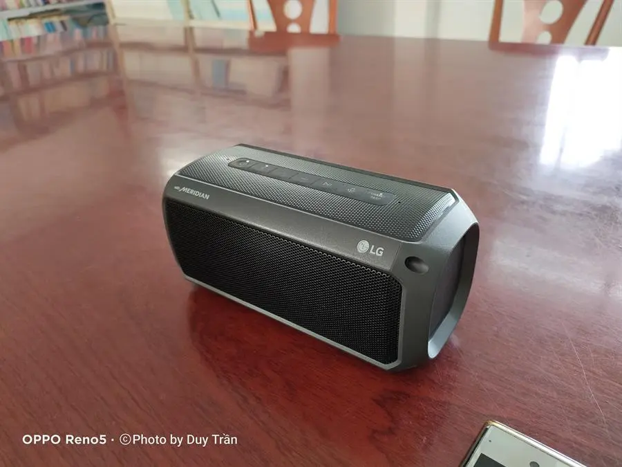 Khách hàng review Loa Bluetooth LG PK3 1
