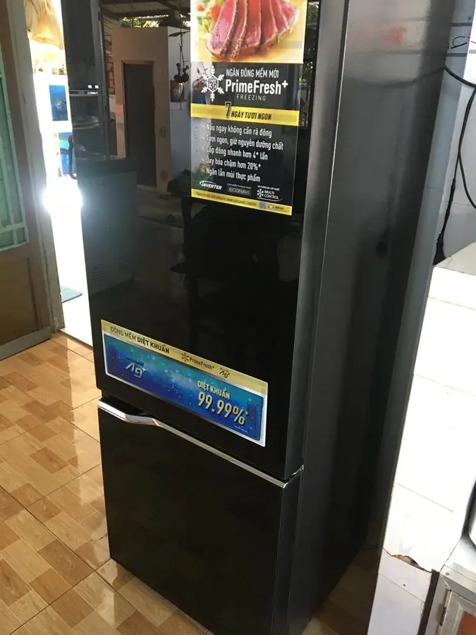 Khách hàng review Tủ lạnh Panasonic Inverter 322 lít NR-BV360GKVN 20