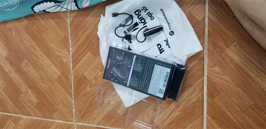 Khách hàng review Tai nghe Bluetooth 1 Bên Mozard LE003 13