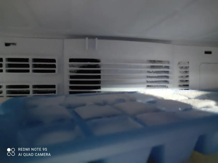 Khách hàng review Tủ lạnh Sharp Inverter 165 lít SJ-X196E-DSS 8