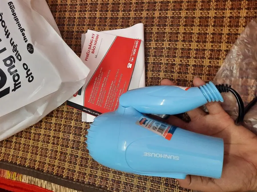 Khách hàng review Máy sấy tóc Sunhouse SHD2305 2