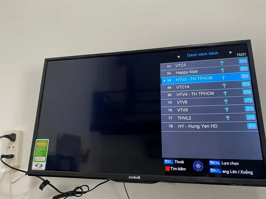 Khách hàng review Smart Tivi Mobell 32 inch 32W600A1 1