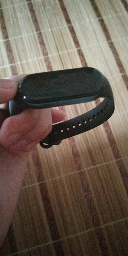 Khách hàng review Vòng đeo tay thông minh Mi Band 5 11