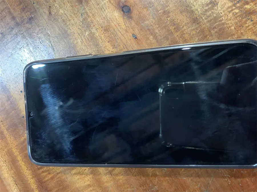 Khách hàng review Điện thoại Xiaomi Redmi 9T (4GB/64GB) 21