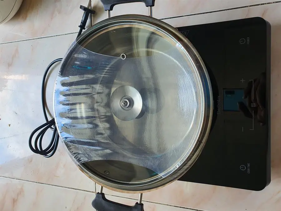 Khách hàng review Bếp từ Electrolux ETD29KC 5
