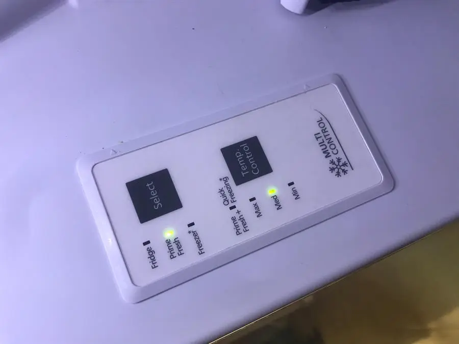 Khách hàng review Tủ lạnh Panasonic Inverter 255 lít NR-BV280QSVN 108