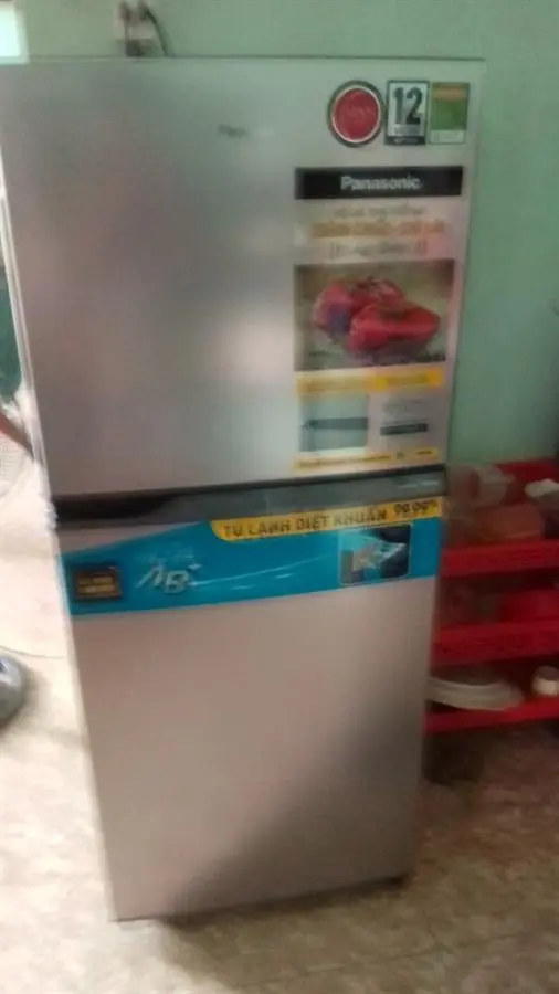 Khách hàng review Tủ lạnh Panasonic Inverter 234 lít NR-TV261APSV 89