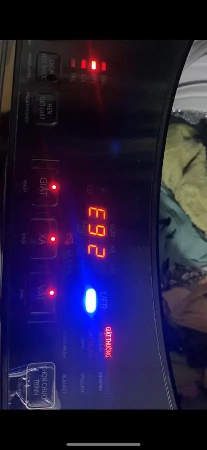 Khách hàng review Máy giặt Toshiba Inverter 13 kg AW-DUJ1400GV KK 1