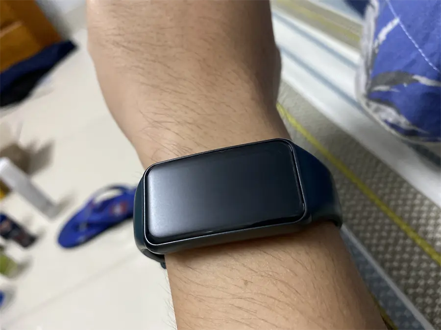 Khách hàng review Huawei band 6 dây silicone 1