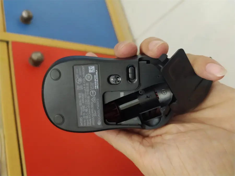 Khách hàng review Chuột Không dây Logitech M185 11