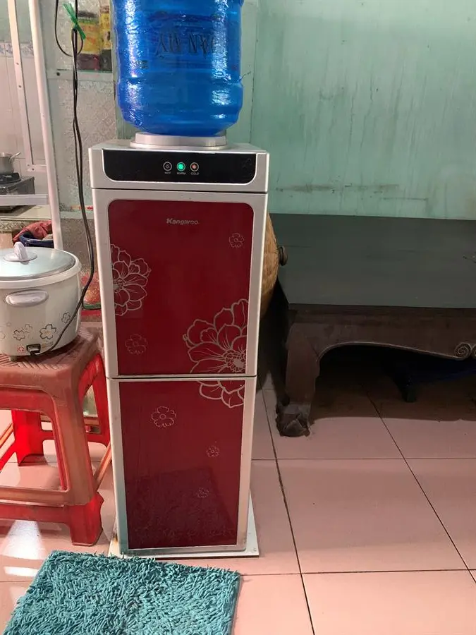 Khách hàng review Cây nước nóng lạnh Kangaroo KG40N 600W 5