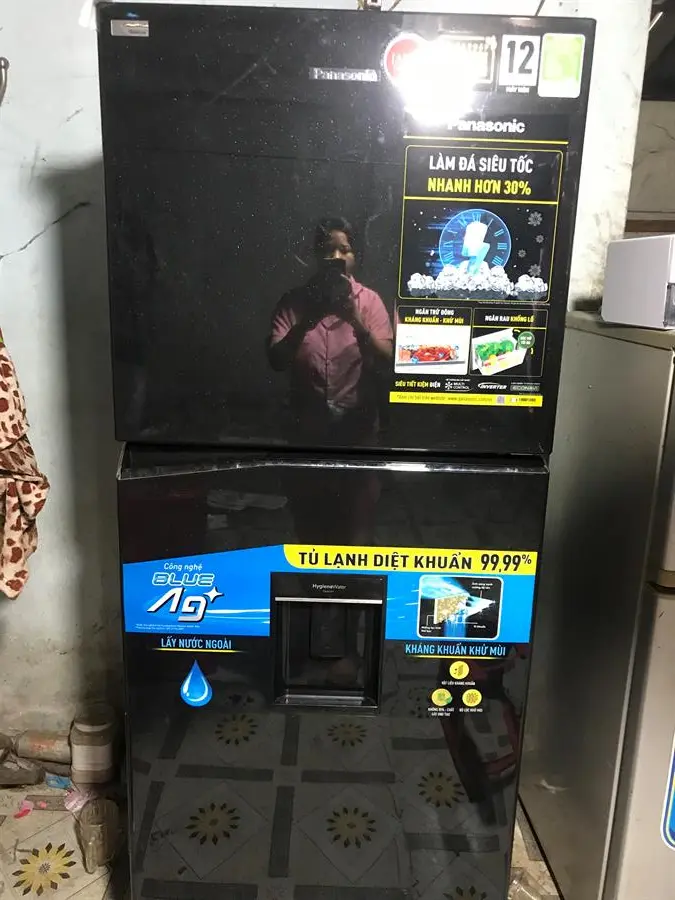 Khách hàng review Tủ lạnh Panasonic Inverter 326 lít NR-TL351GPKV 21