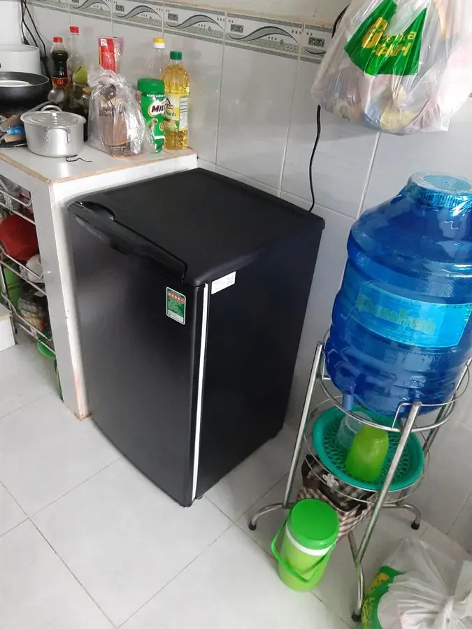 Khách hàng review Tủ lạnh Aqua 90 lít AQR-D99FA(BS) 69
