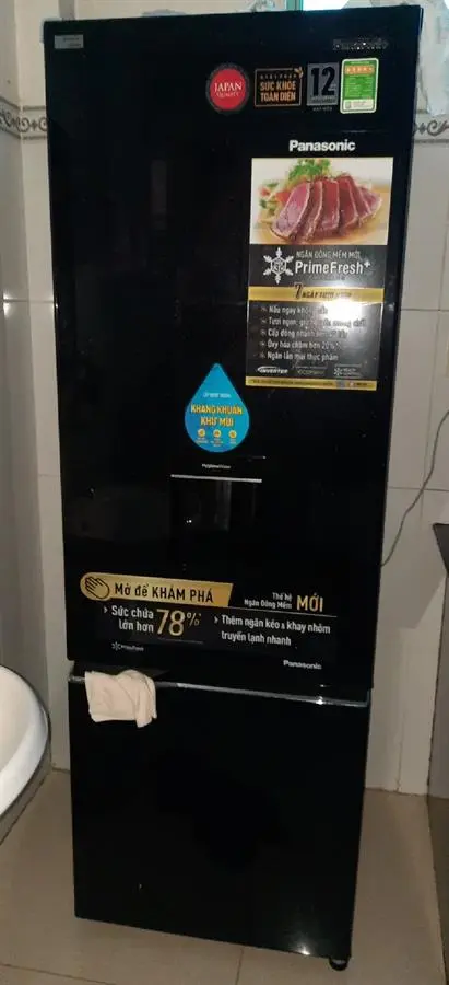 Khách hàng review Tủ lạnh Panasonic Inverter 322 lít NR-BC360WKVN 18