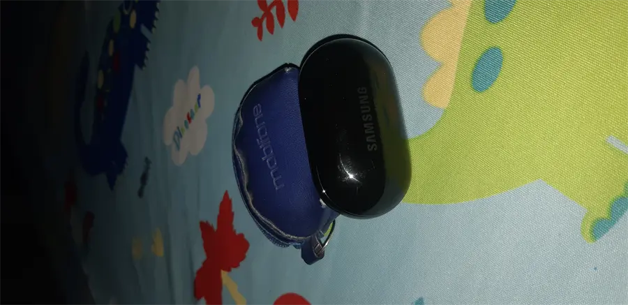 Khách hàng review Tai nghe Bluetooth True Wireless Samsung Galaxy Buds  R175 12
