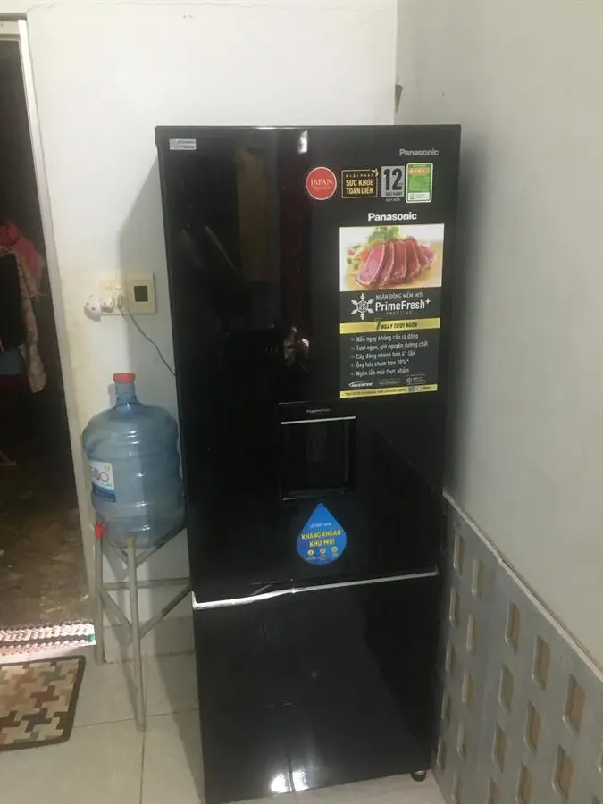 Khách hàng review Tủ lạnh Panasonic Inverter 290 lít NR-BV320WKVN 9