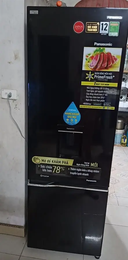 Khách hàng review Tủ lạnh Panasonic Inverter 322 lít NR-BC360WKVN 14