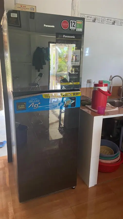 Khách hàng review Tủ lạnh Panasonic Inverter 306 lít NR-TV341VGMV 60