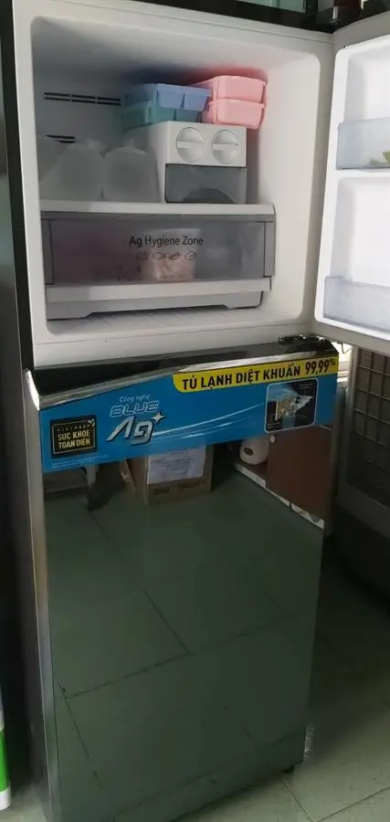 Khách hàng review Tủ lạnh Panasonic Inverter 306 lít NR-TV341VGMV 53