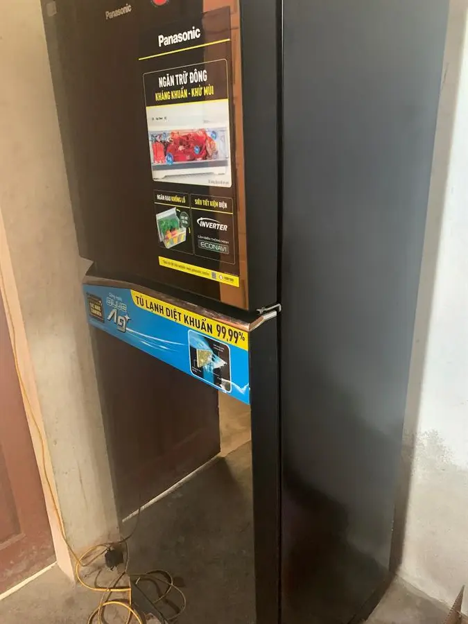 Khách hàng review Tủ lạnh Panasonic Inverter 306 lít NR-TV341VGMV 49
