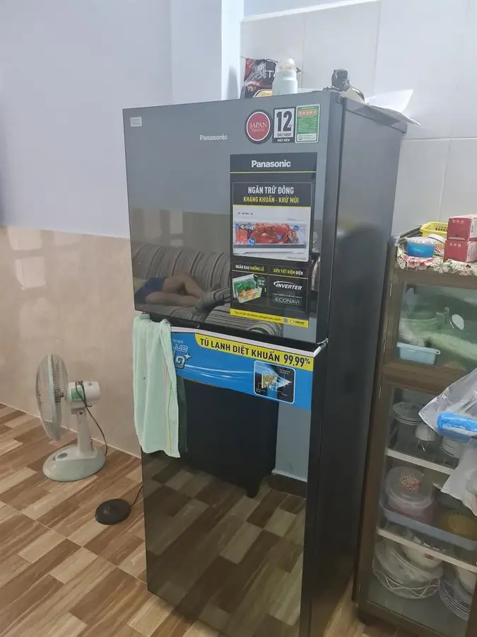 Khách hàng review Tủ lạnh Panasonic Inverter 306 lít NR-TV341VGMV 33