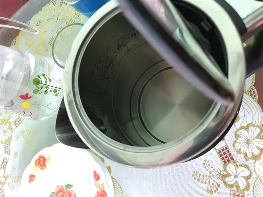 Khách hàng review Bình đun siêu tốc Delites 1.7 lít ST17DB01 Màu Đen 6