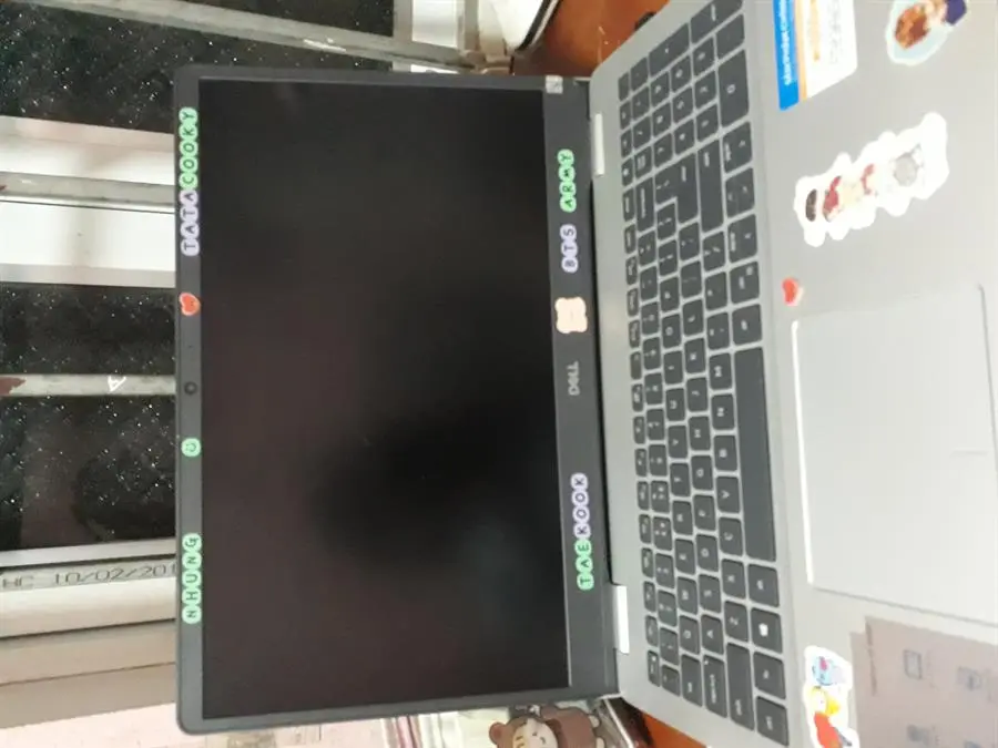 Khách hàng review Laptop Dell Inspiron 5593 i5 1035G1/8GB/512GB/Win10 (7WGNV1) 1