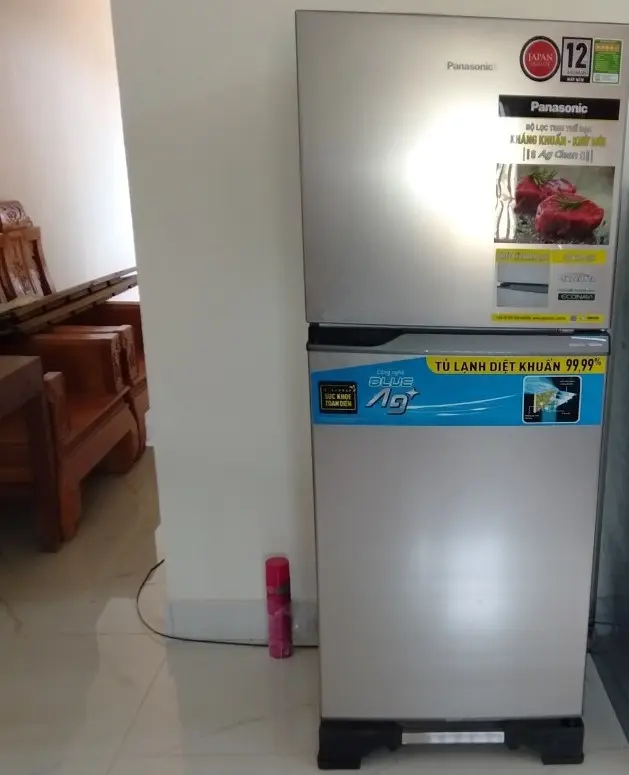 Khách hàng review Tủ lạnh Panasonic Inverter 234 lít NR-TV261APSV 71