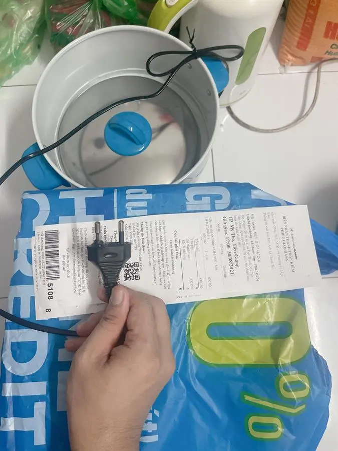 Khách hàng review Nồi cơm nắp rời Sharp 1.5 lít KSH-D15V 8