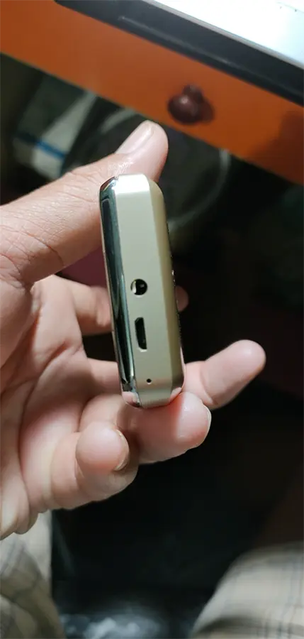 Khách hàng review Điện thoại Mobell M529i 3