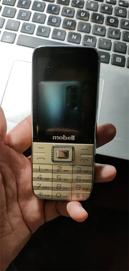Khách hàng review Điện thoại Mobell M529i 2