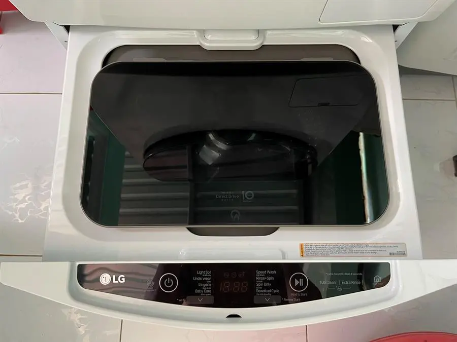 Khách hàng review Máy giặt LG TWINWash Mini Inverter 2 kg TG2402NTWW 2