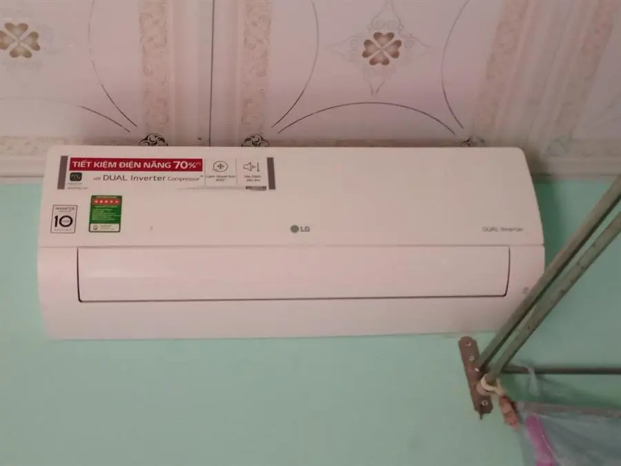 Khách hàng review Máy lạnh LG Inverter 1.5 HP V13ENH1 4