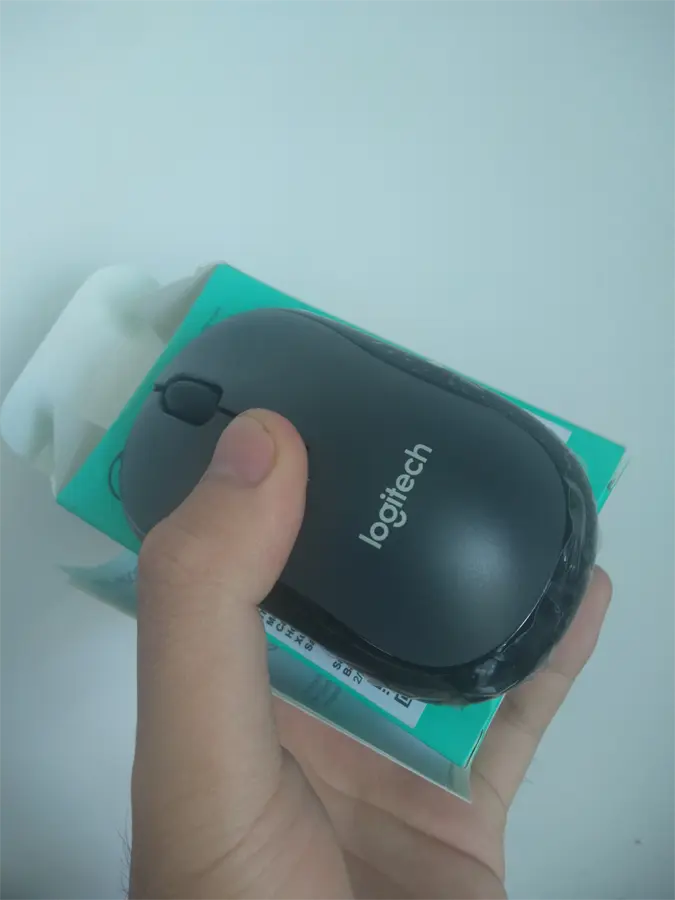 Khách hàng review Chuột Không dây Logitech Silent M220 16