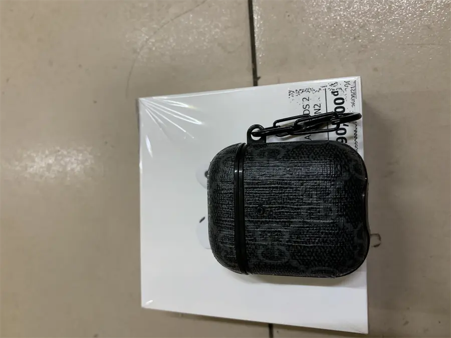 Khách hàng review Tai nghe Bluetooth AirPods 2 Lightning Charge Apple MV7N2 75