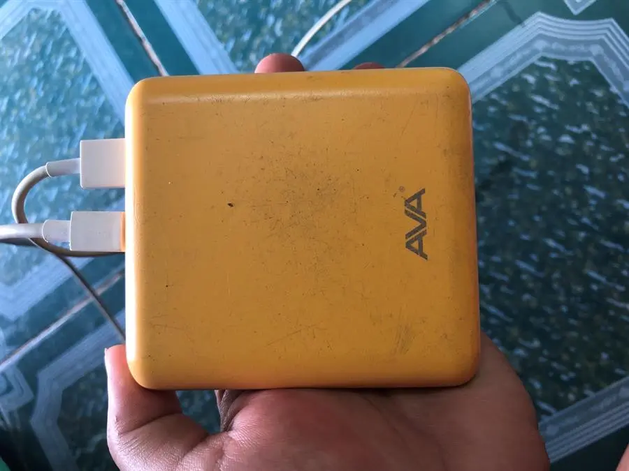 Khách hàng review Pin sạc dự phòng 10.000 mAh 10.5W AVA LA Y65 6