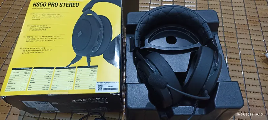 Khách hàng review Tai nghe Chụp Tai Gaming Corsair HS50 PRO Stereo Carbon 1