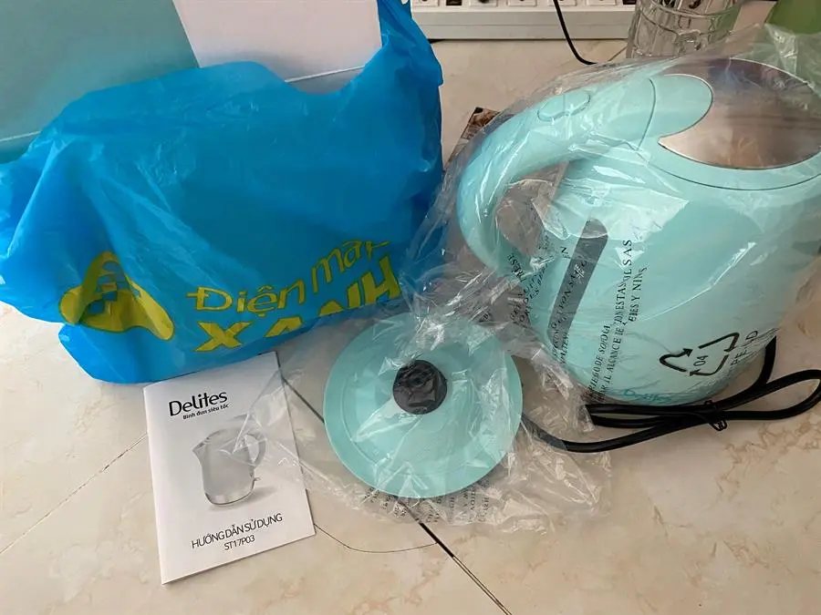 Khách hàng review Bình đun siêu tốc Delites 1.7 lít ST17P03 Xanh 16