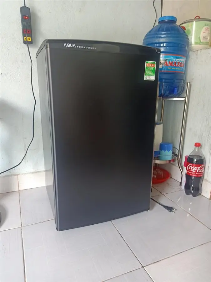 Khách hàng review Tủ lạnh Aqua 90 lít AQR-D99FA(BS) 66