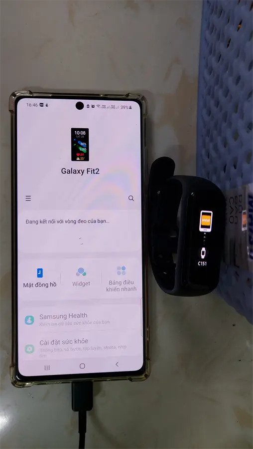 Khách hàng review Vòng tay thông minh Samsung Galaxy Fit2 Đen 11